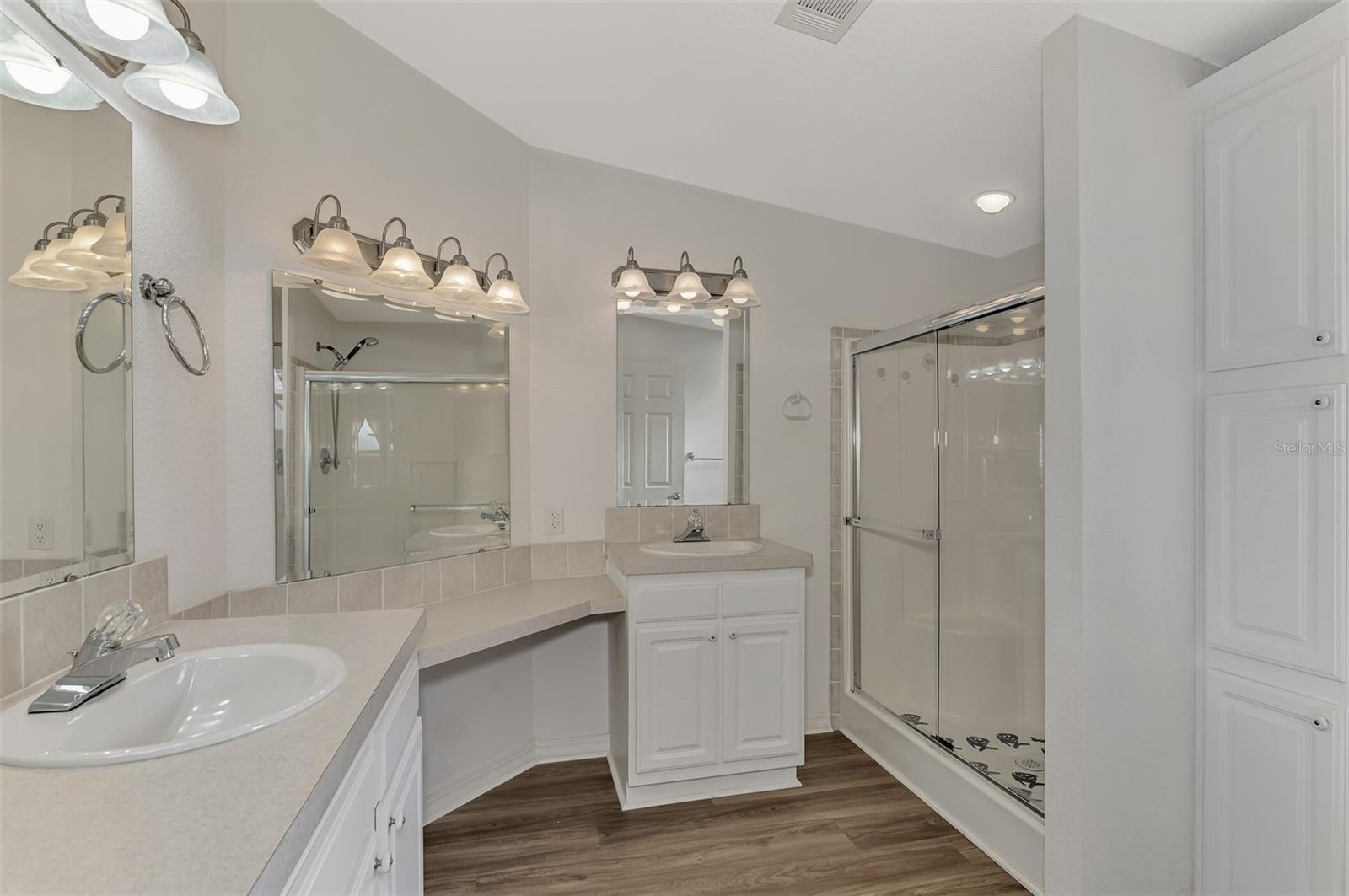 HARBOR COVE - Residential
