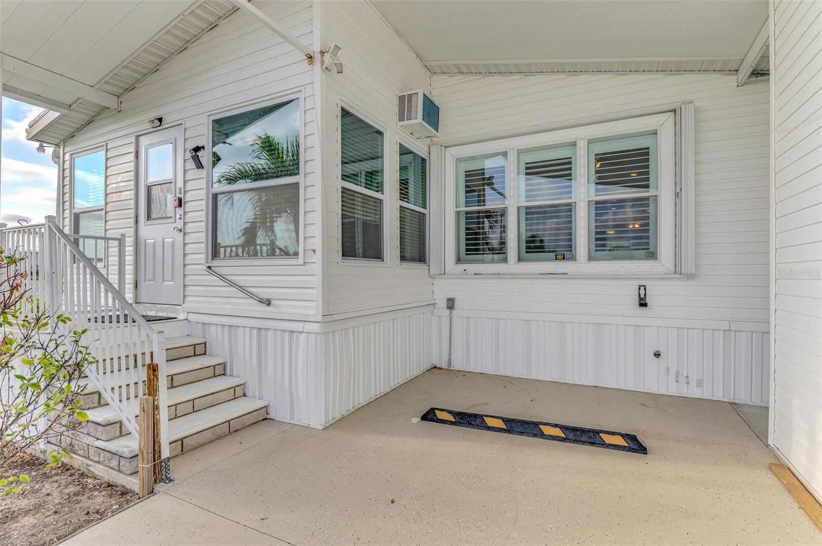 HARBOR COVE - Residential