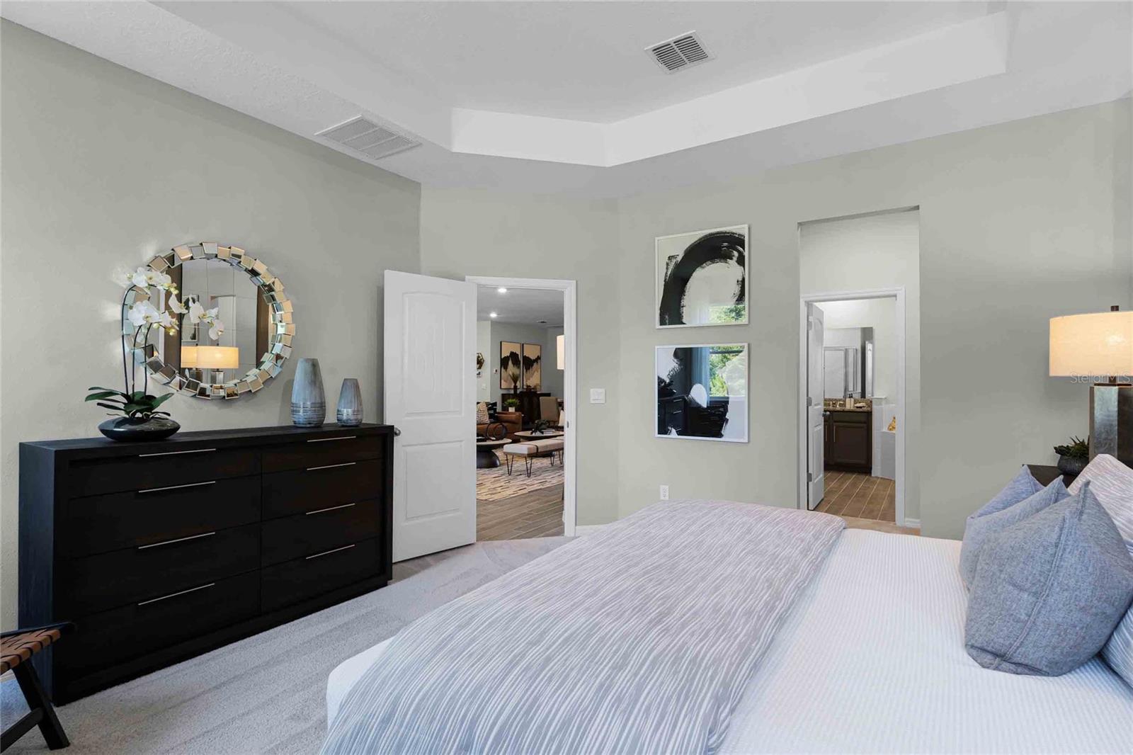 VICTORIA OAKS PH D - Residential