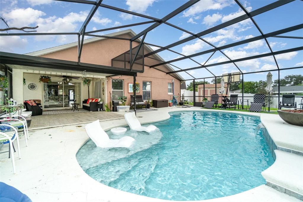 Photo of 1350 Creekview Court, Saint Cloud, FL 34772 (MLS # O6351592)
