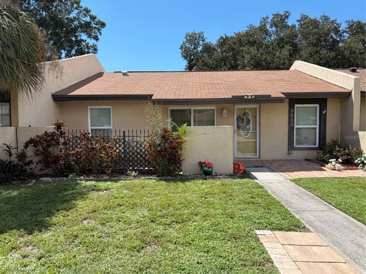 9956 88TH ST, SEMINOLE, FL 33777 - Image c6e6300d15fcff3cb4ad8cf1d0480ca5/31649616