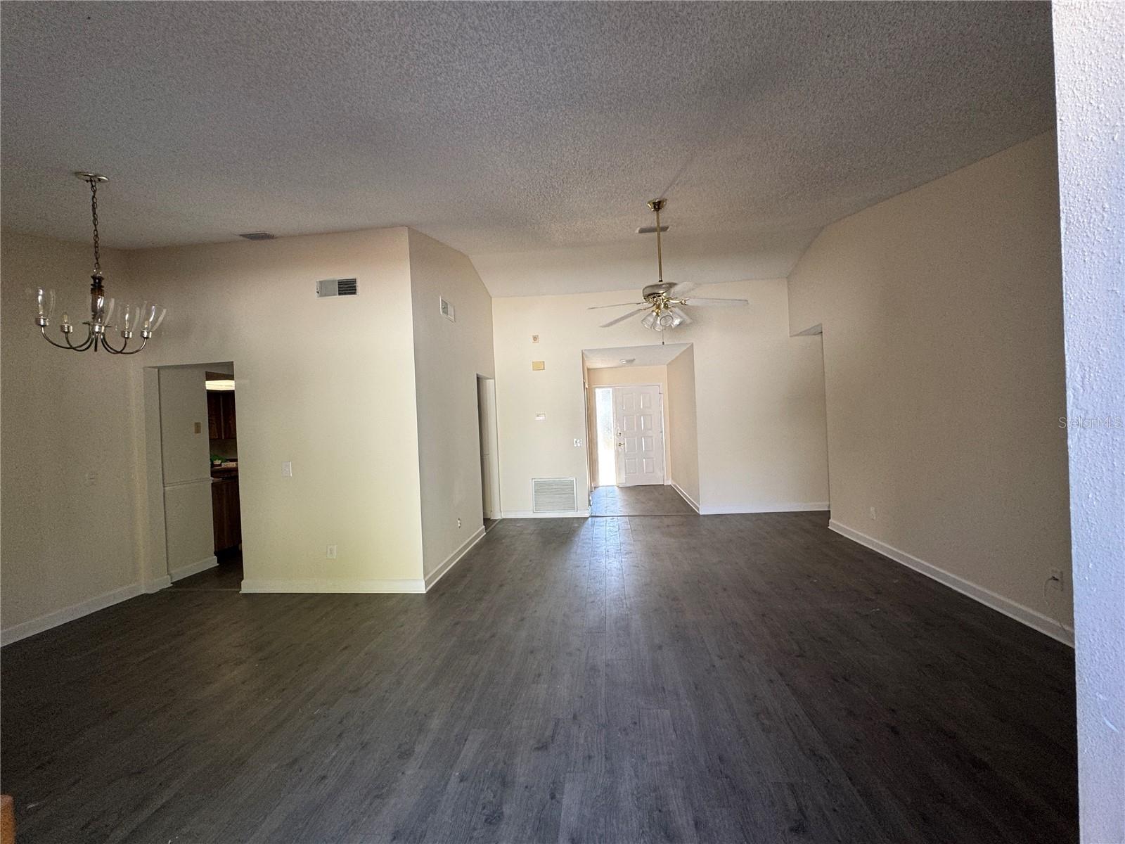 WINGATE VILLAGE UNIT 04 - Residential