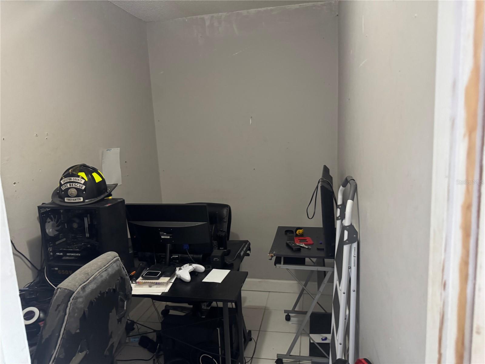 WINGATE VILLAGE UNIT 04 - Residential