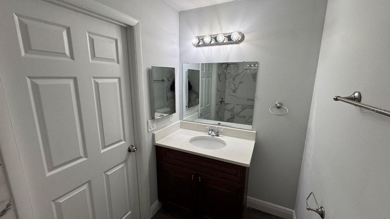 WHISPERING SANDS UN 01 - Residential Lease
