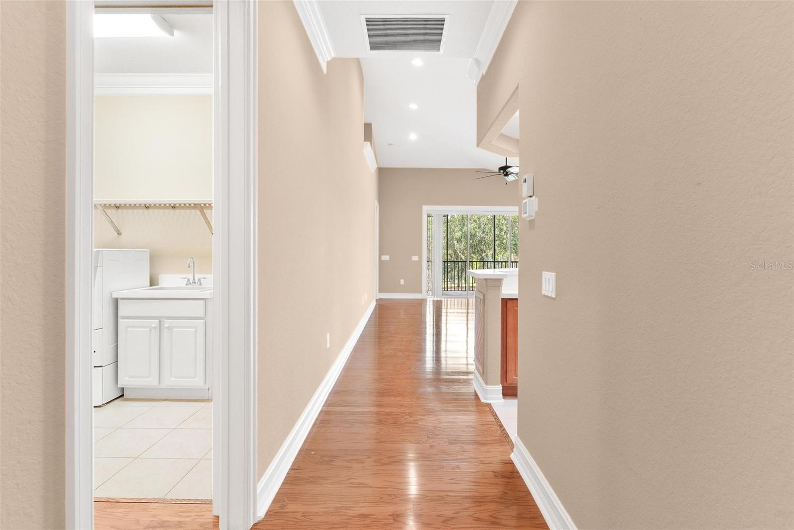 HOWEY IN HILLS MISSION CARMEL CONDO U - Residential