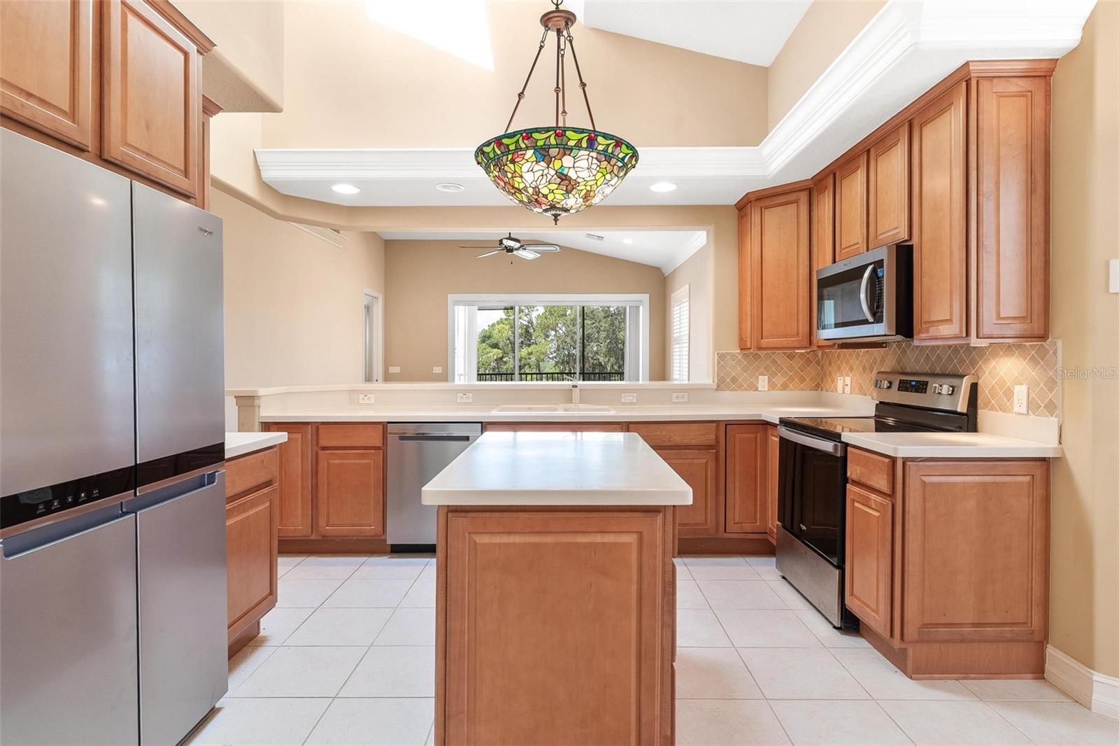 HOWEY IN HILLS MISSION CARMEL CONDO U - Residential