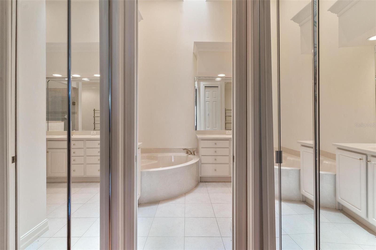 HOWEY IN HILLS MISSION CARMEL CONDO U - Residential