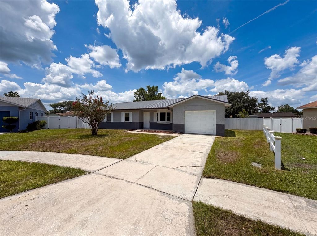 Photo of 2922 Xavier Court, Orlando, FL 32826 (MLS # O6418598)