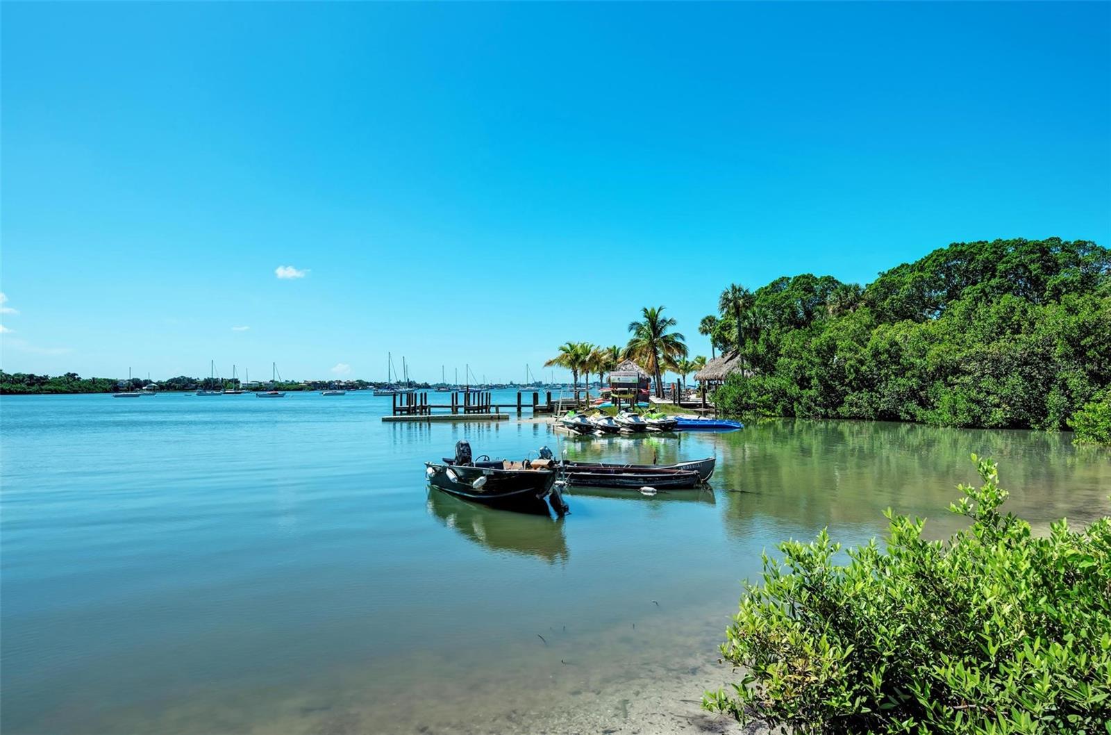 LIDO SHORES - Residential Lease