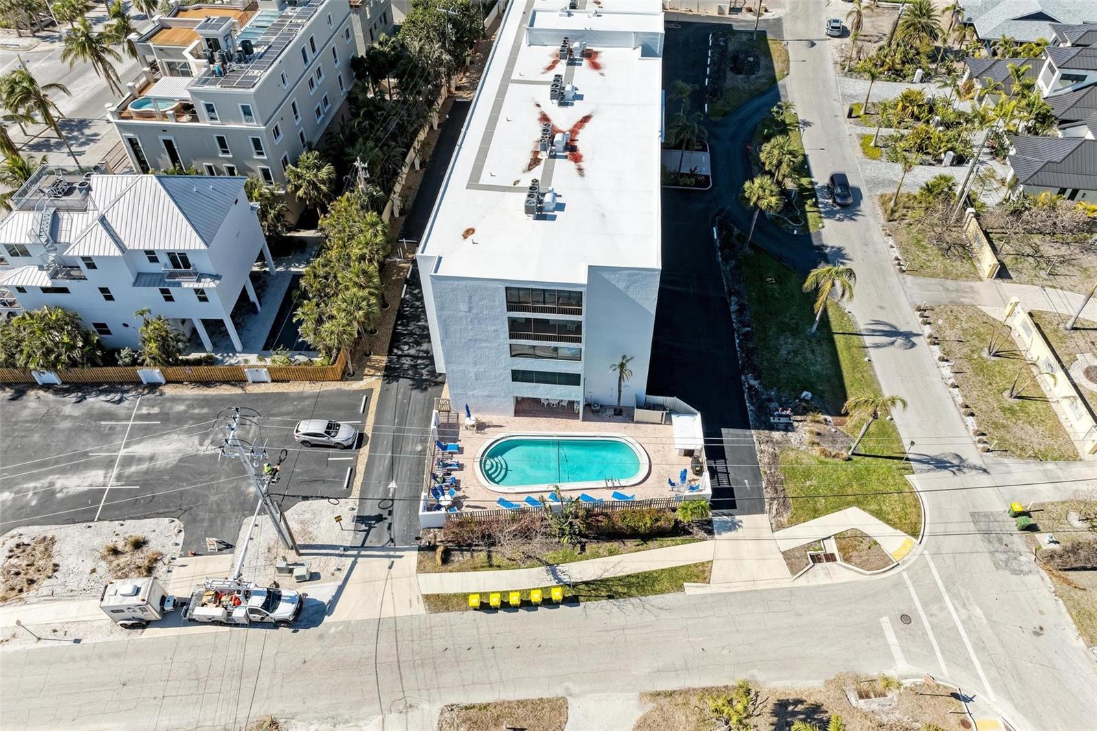LIDO SHORES - Residential Lease