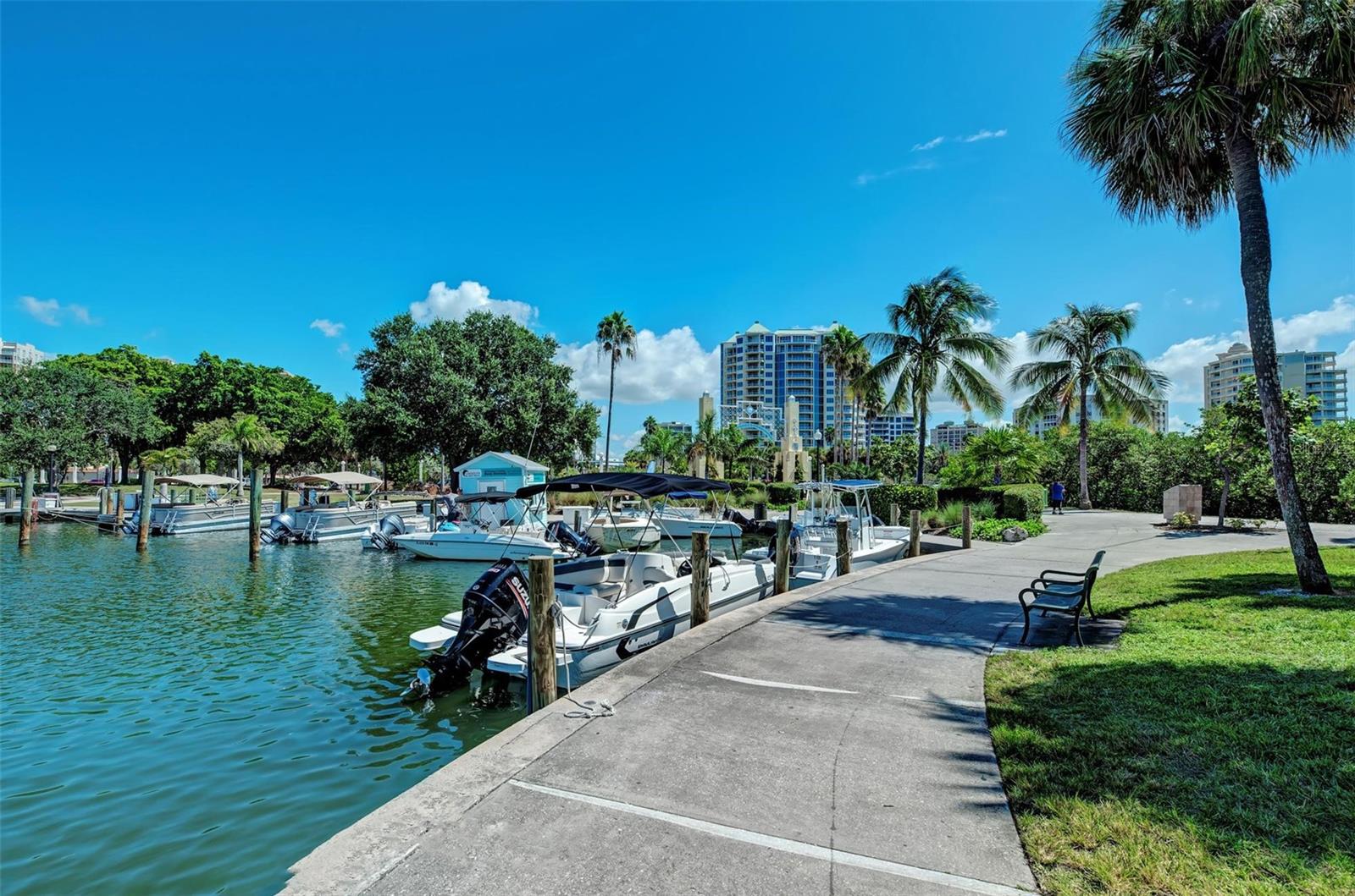 LIDO SHORES - Residential Lease