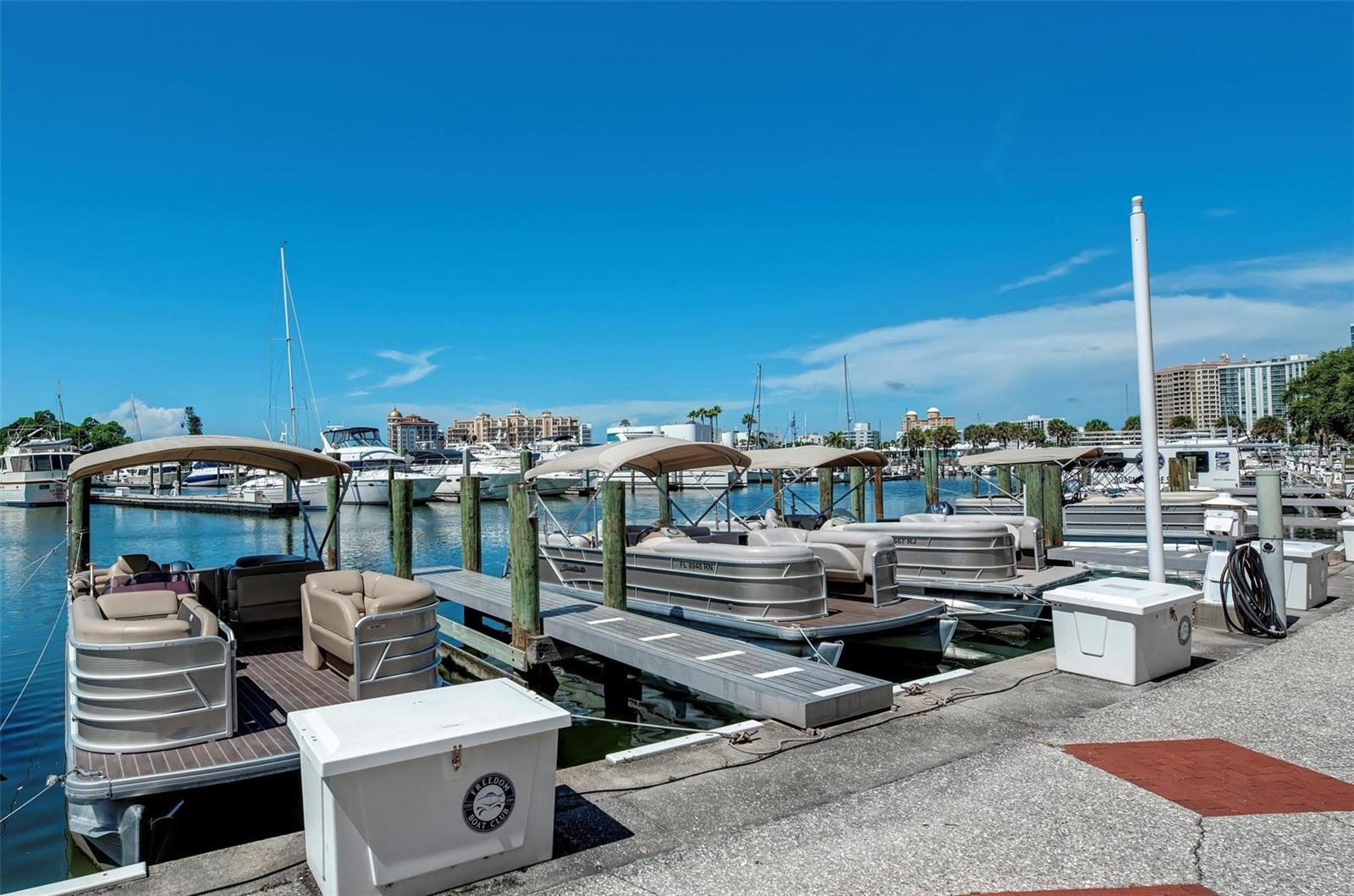 LIDO SHORES - Residential Lease
