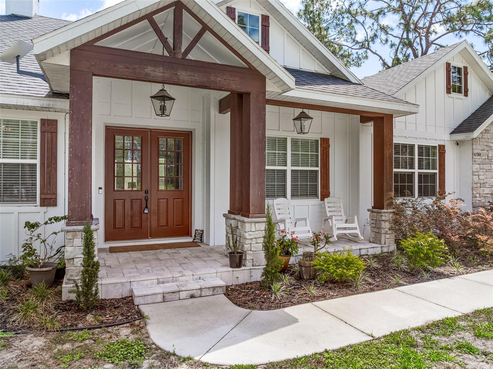 42368 W CASHEW COURT