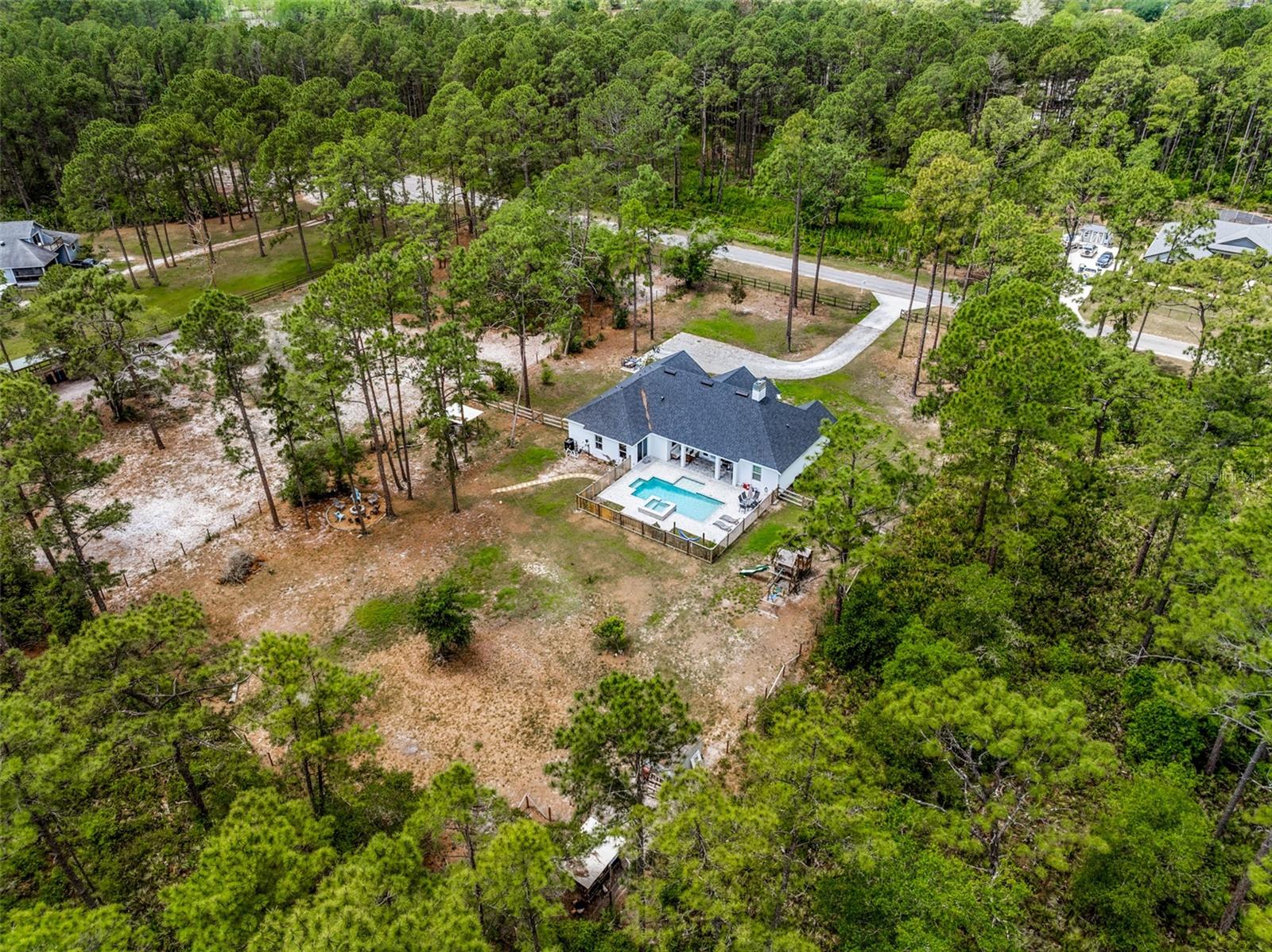 ROYAL TRAILS UNIT 01 - Residential