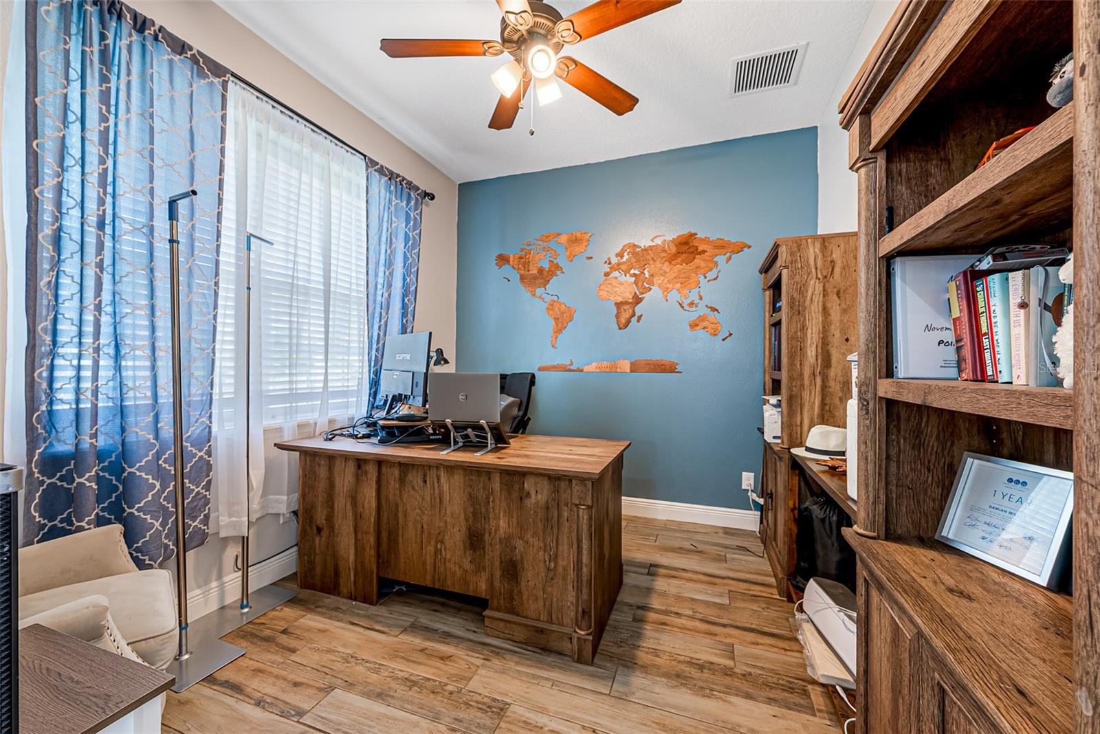 ROYAL TRAILS UNIT 01 - Residential