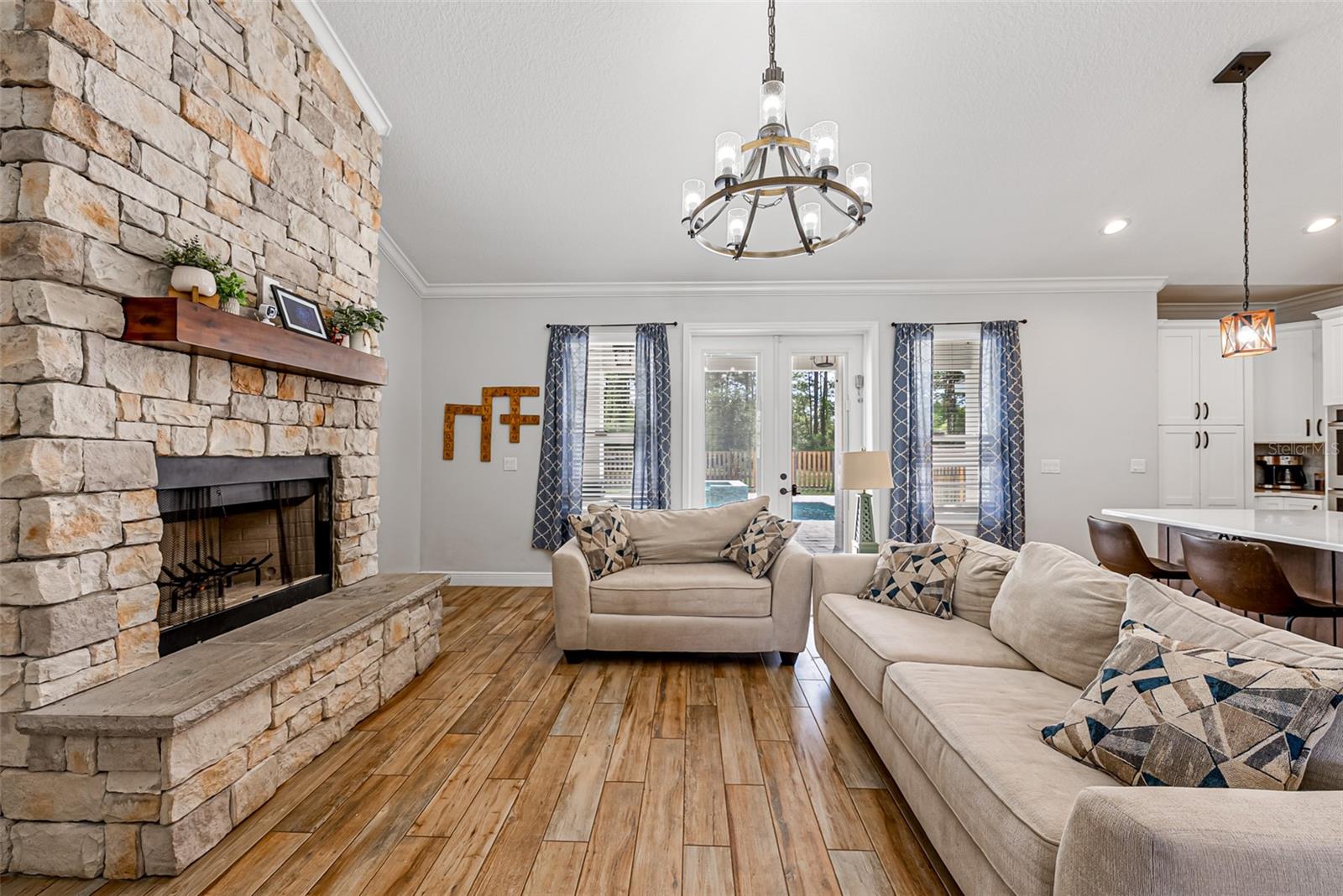 ROYAL TRAILS UNIT 01 - Residential