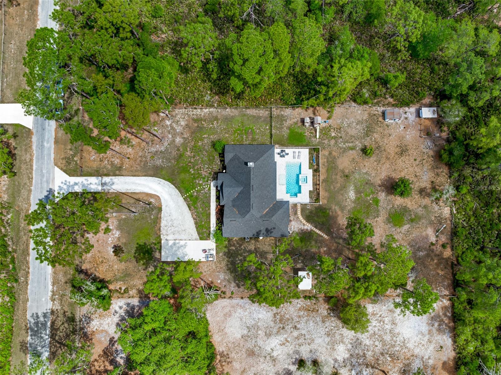 ROYAL TRAILS UNIT 01 - Residential