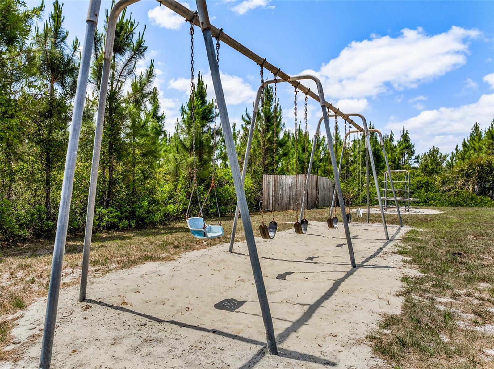 ROYAL TRAILS UNIT 01 - Residential