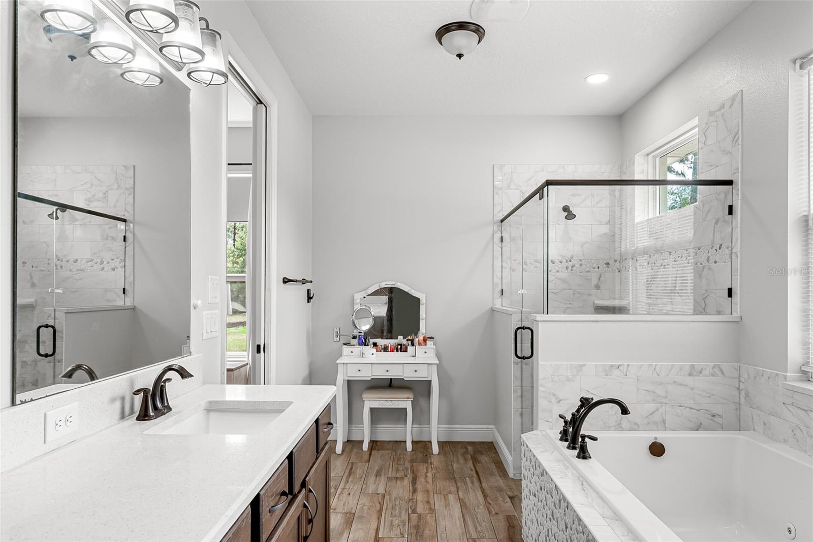 ROYAL TRAILS UNIT 01 - Residential