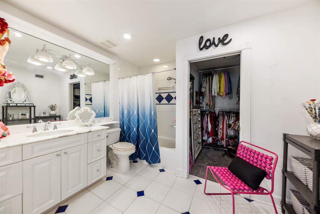 PELICAN COVE VII - Residential