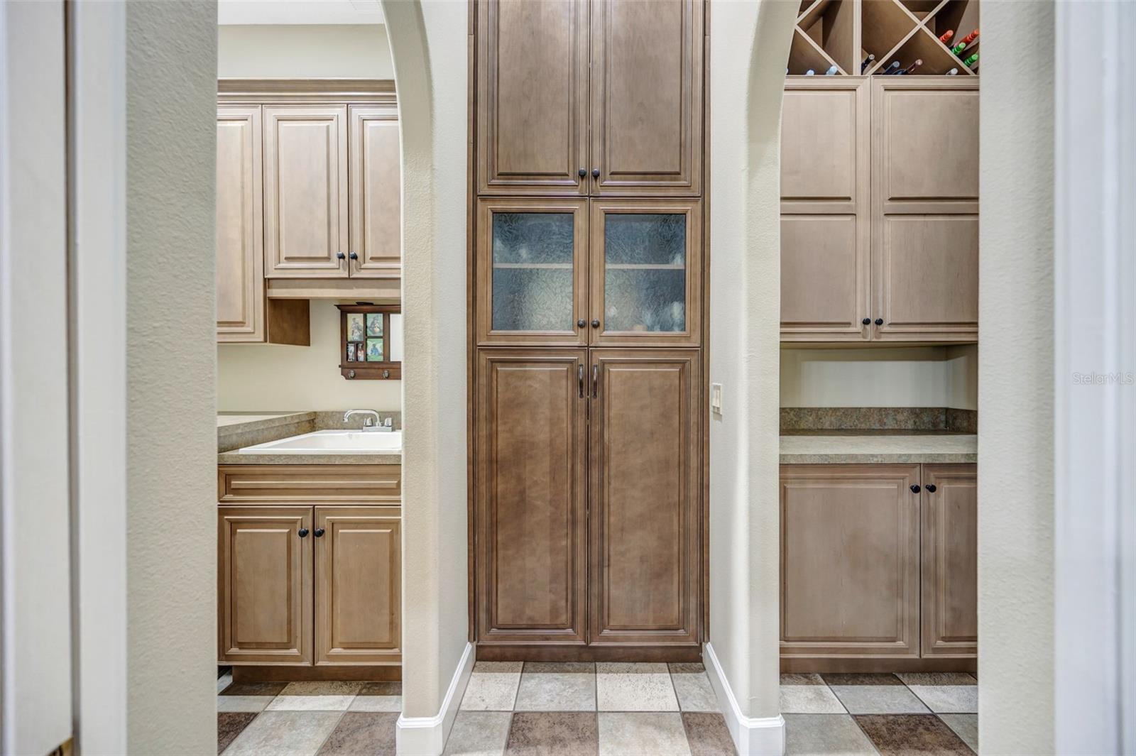 TAMPA PALMS UNIT 2E REV - Residential
