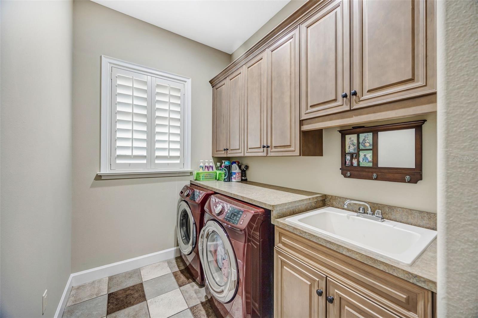 TAMPA PALMS UNIT 2E REV - Residential