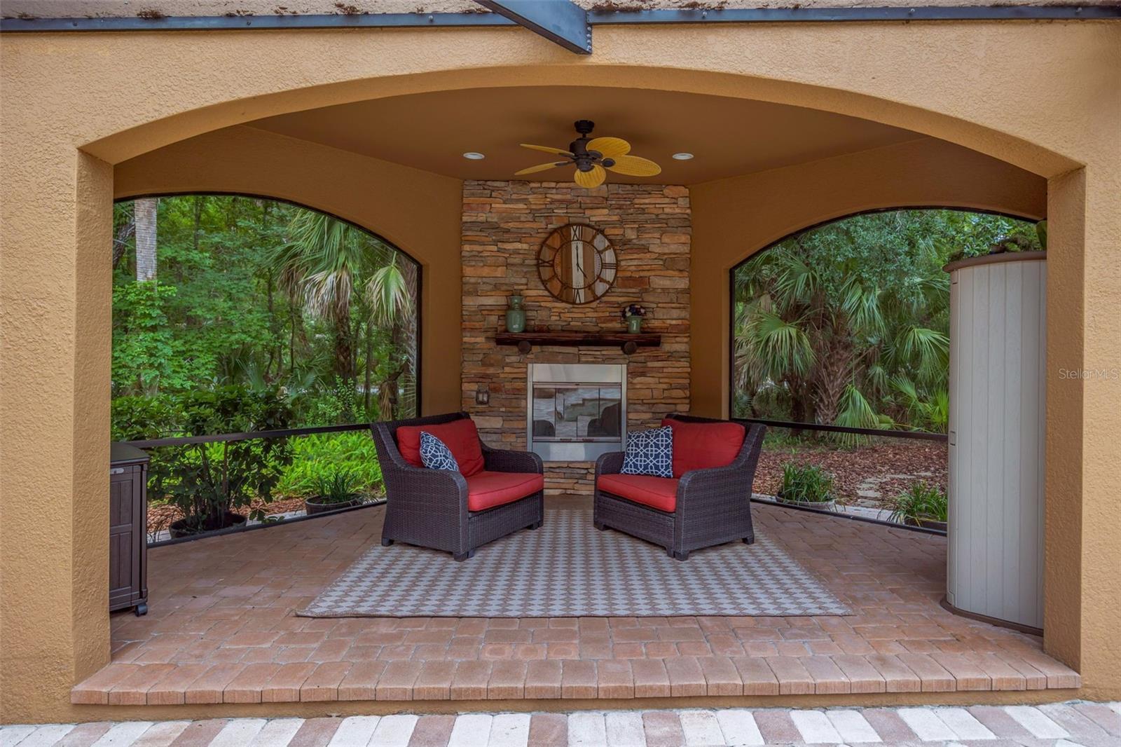 TAMPA PALMS UNIT 2E REV - Residential