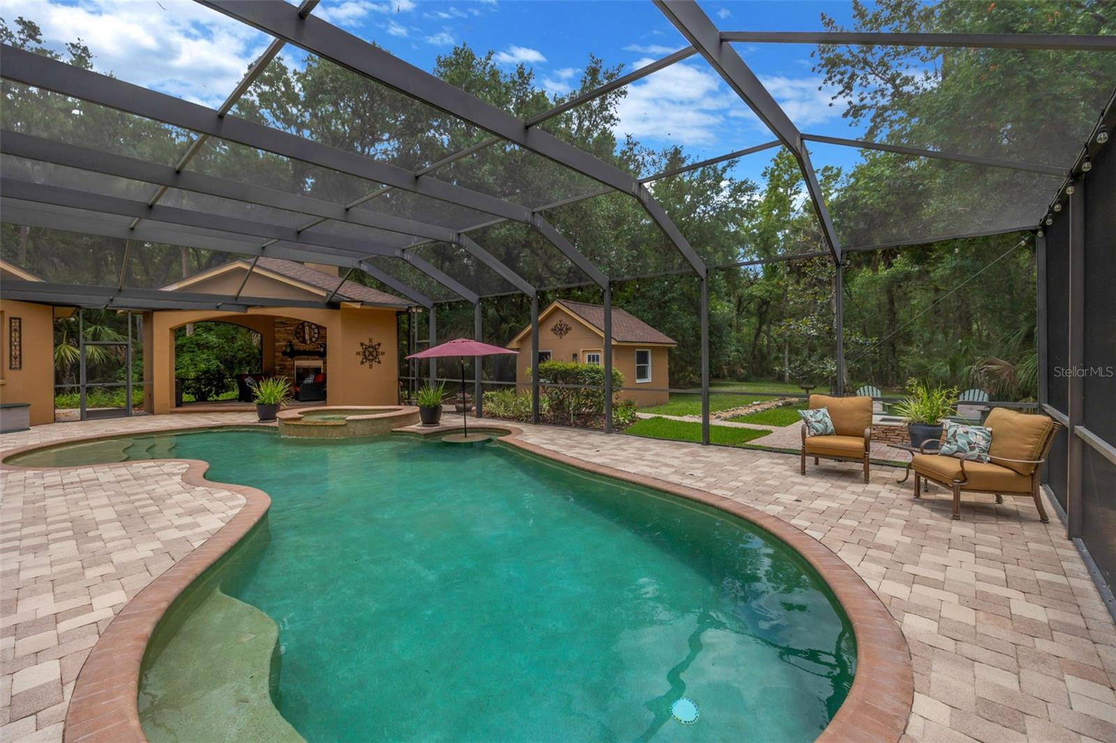 TAMPA PALMS UNIT 2E REV - Residential