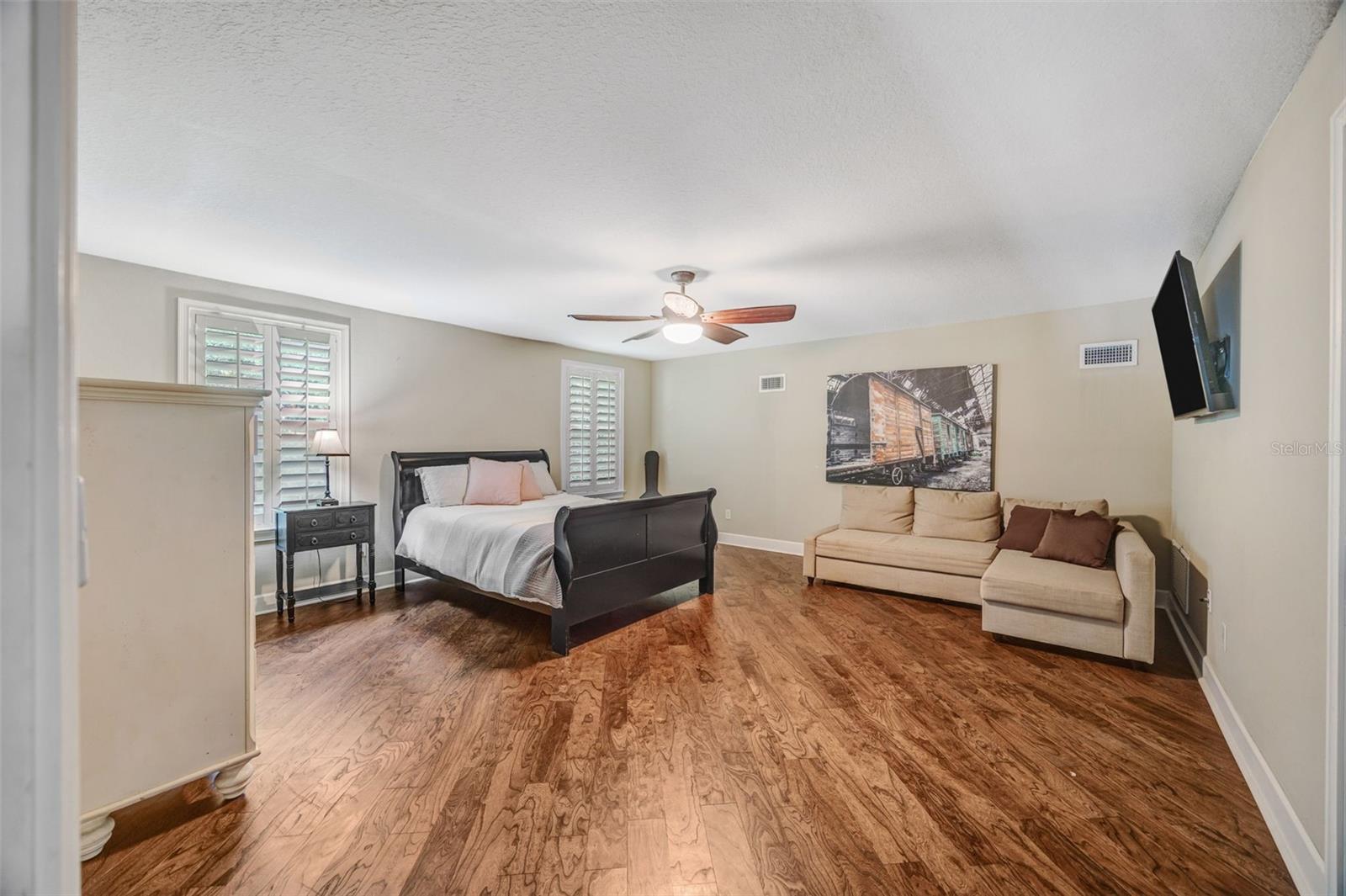 TAMPA PALMS UNIT 2E REV - Residential