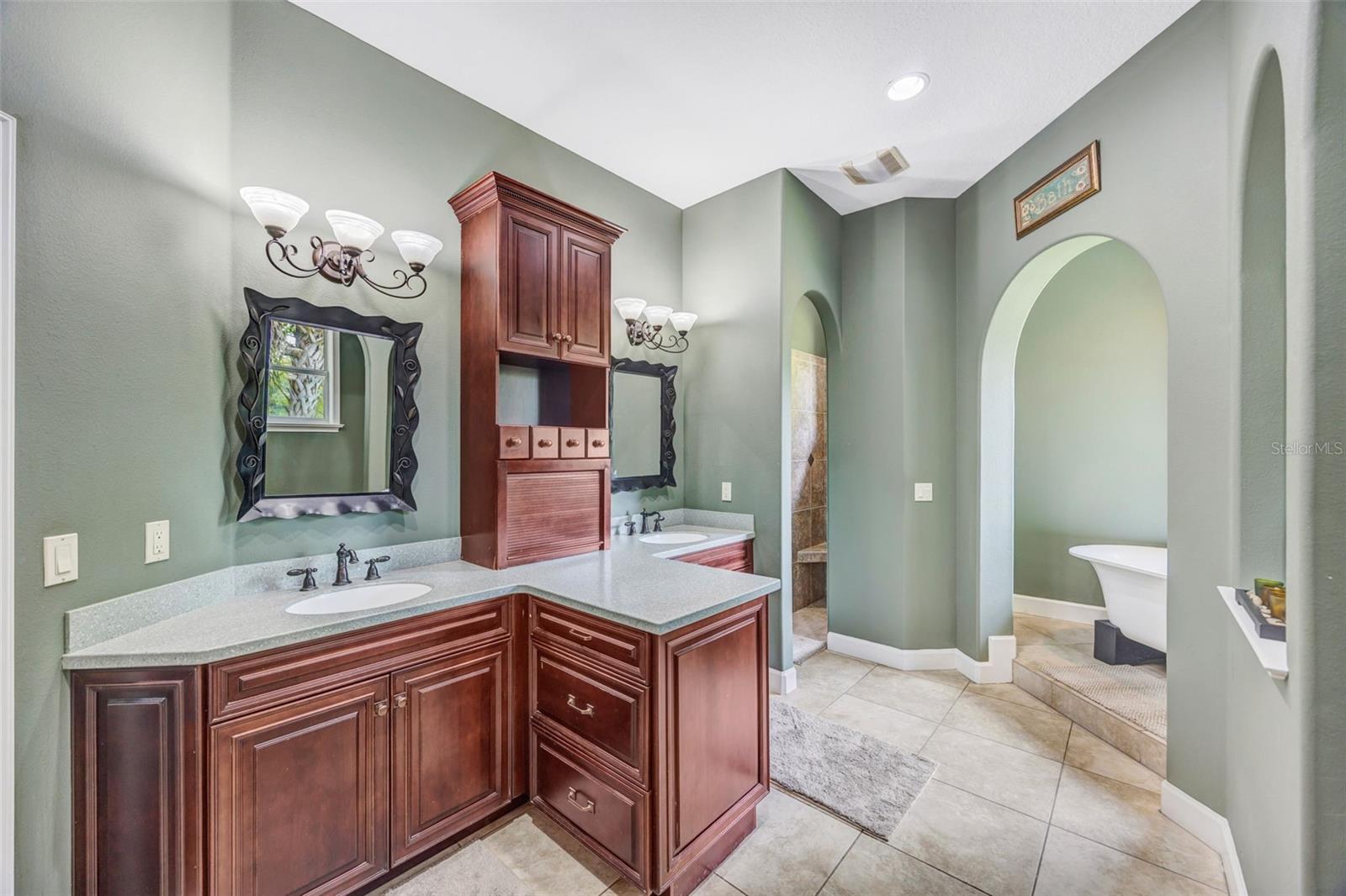 TAMPA PALMS UNIT 2E REV - Residential
