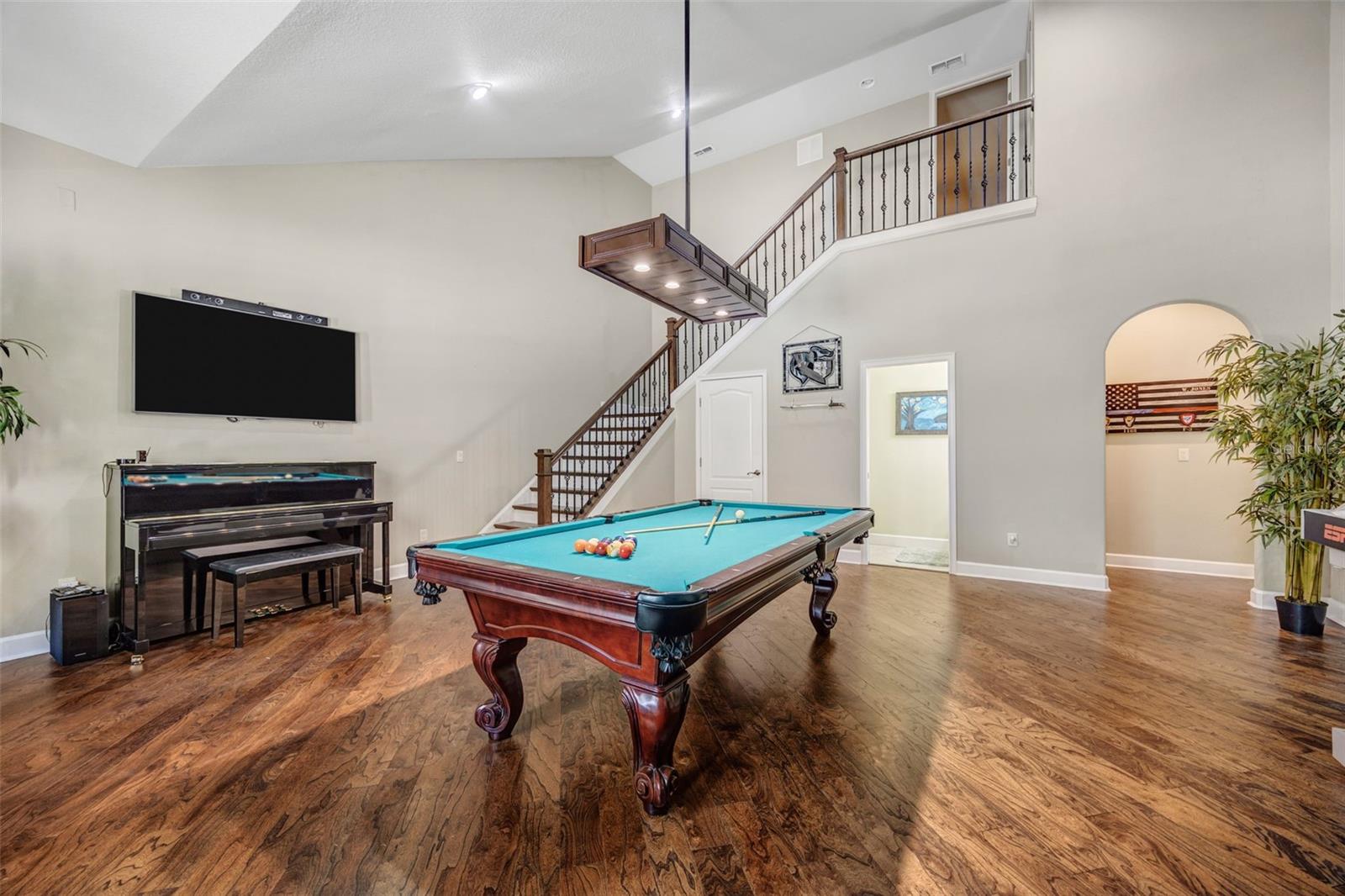 TAMPA PALMS UNIT 2E REV - Residential