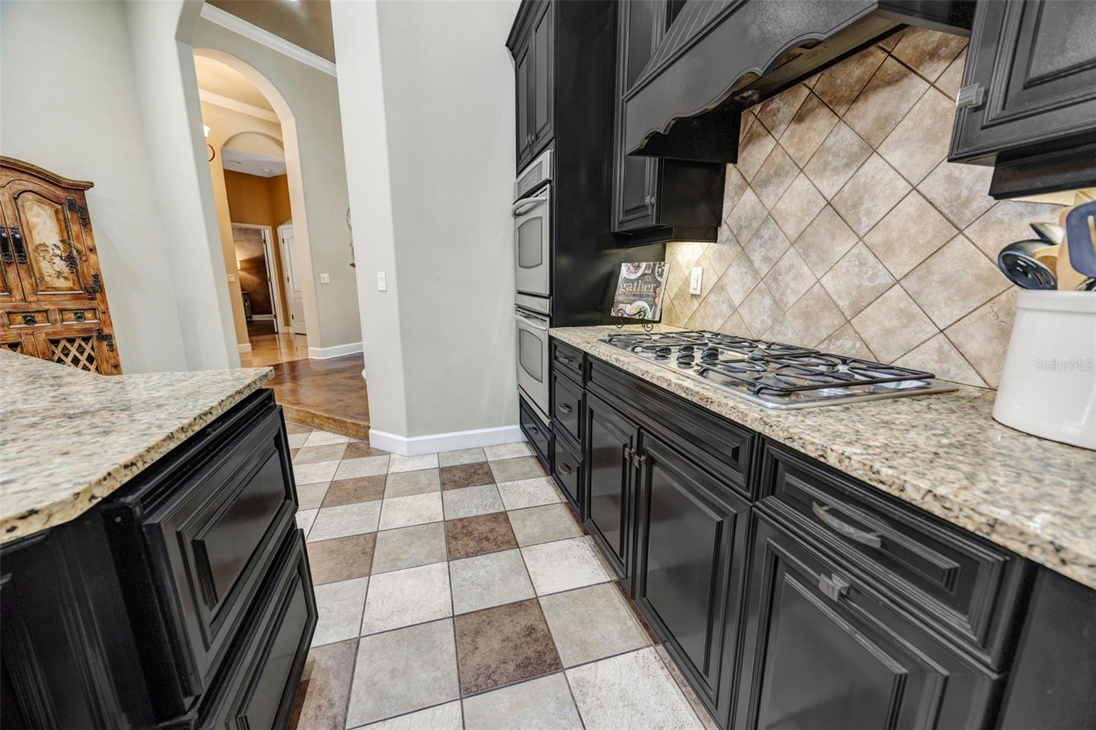 TAMPA PALMS UNIT 2E REV - Residential