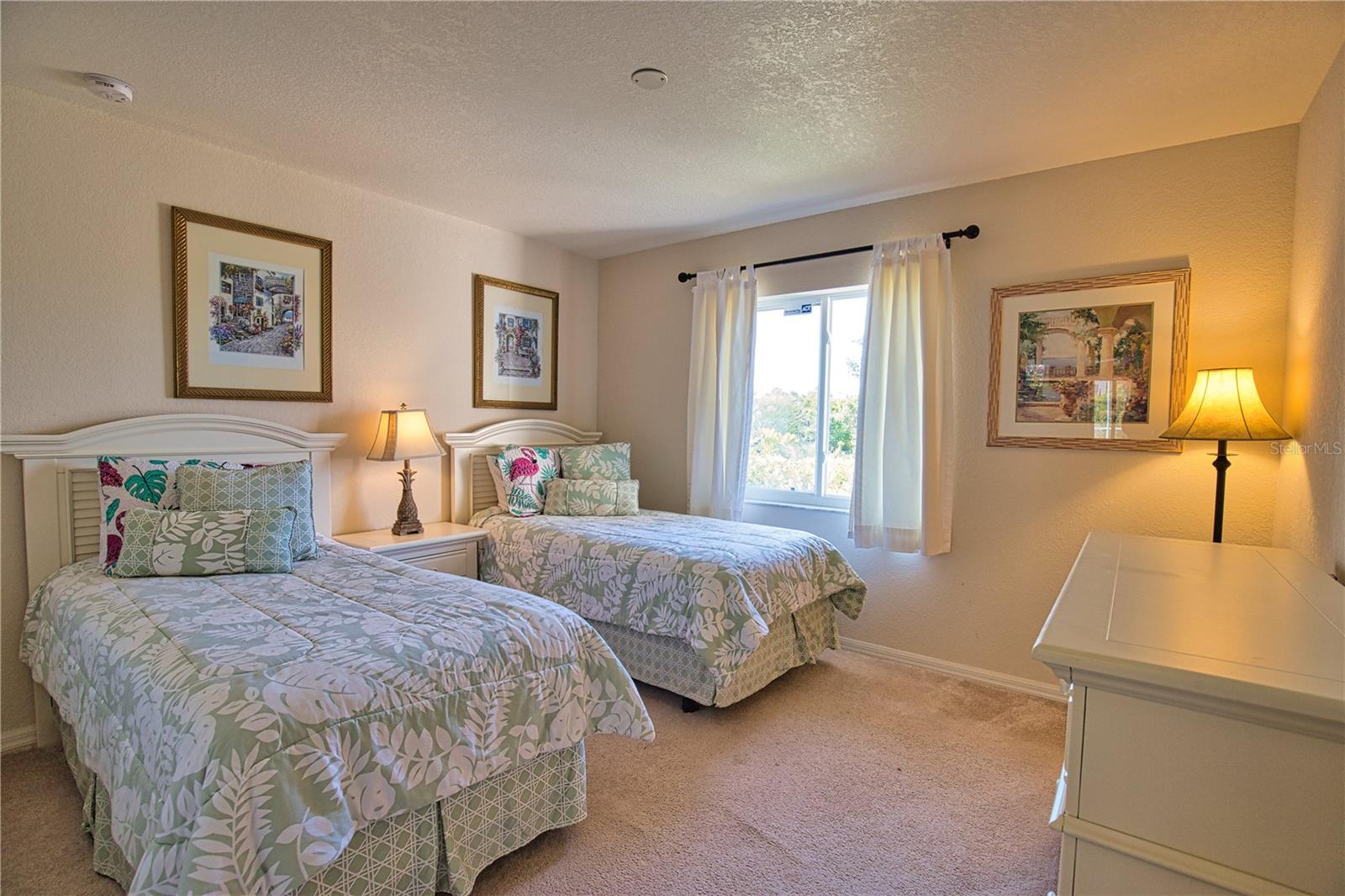 ROTONDA LAKES - Residential Lease