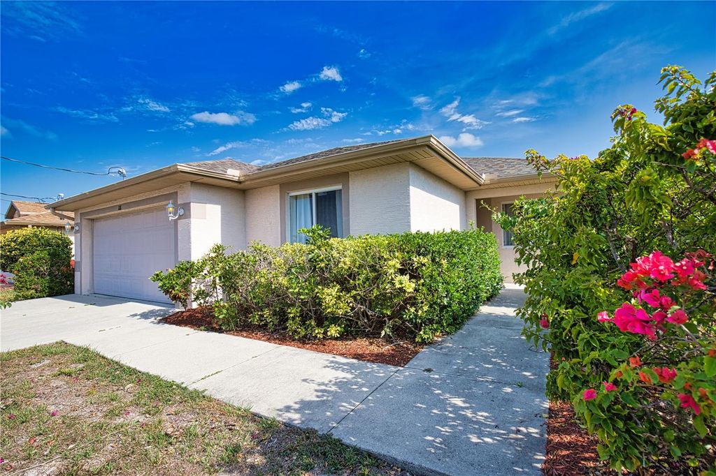 Photo of 116 Albatross Road, Rotonda West, FL 33947 (MLS # S5136705)