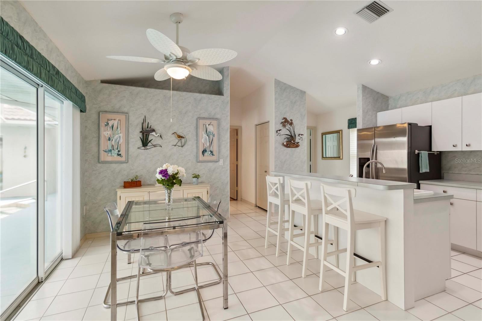 1110 SOUTHLAKE COURT