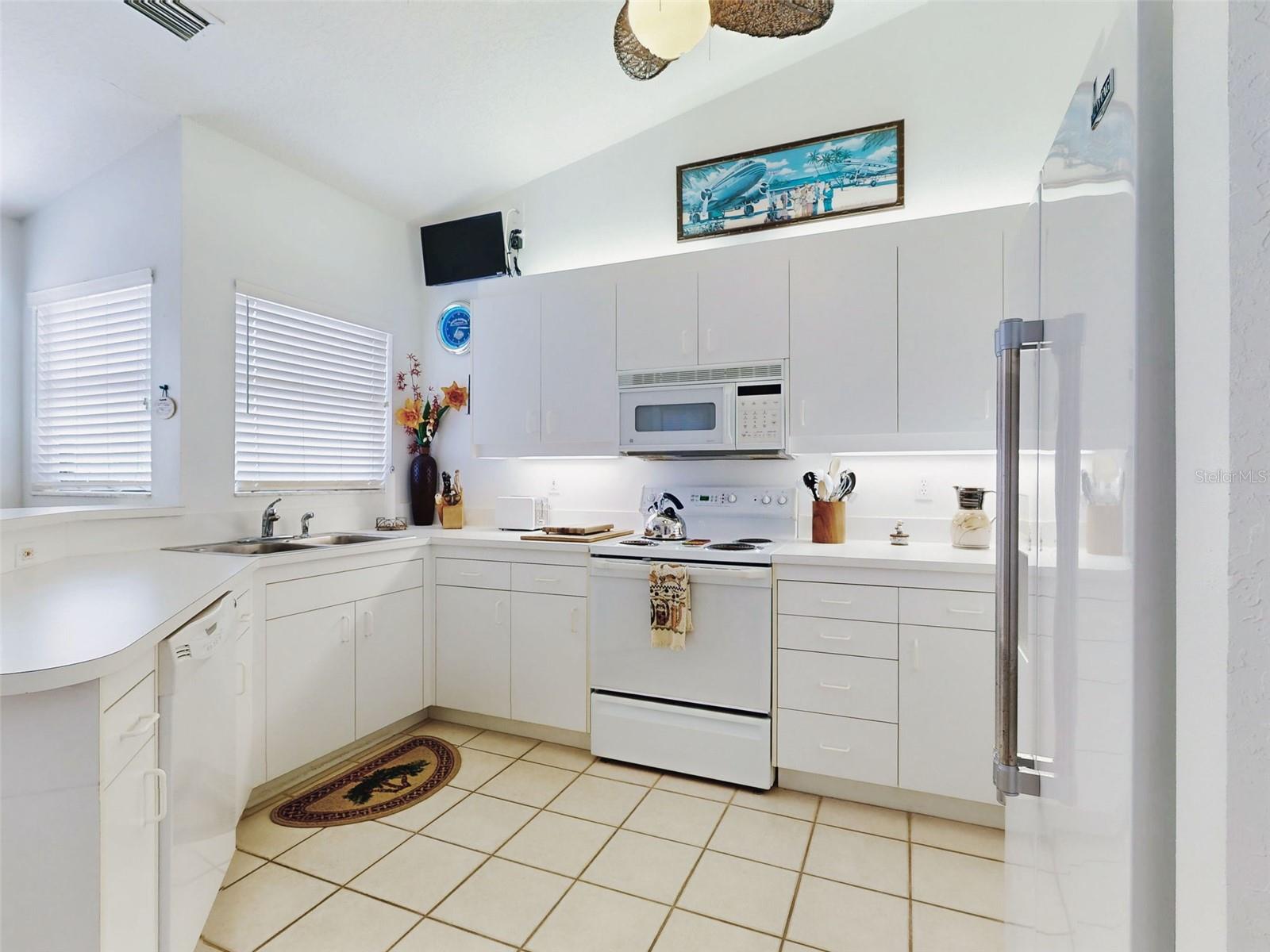 BOUCHELLE ISLAND CONDO - Residential