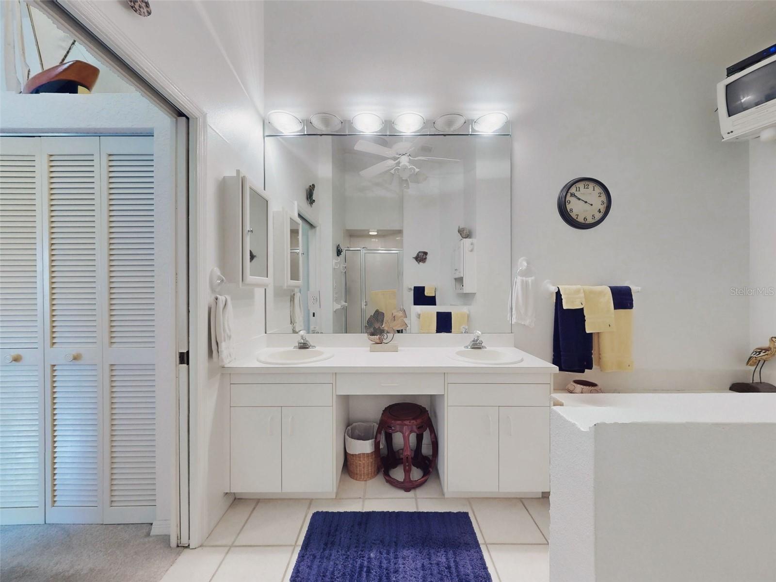 BOUCHELLE ISLAND CONDO - Residential