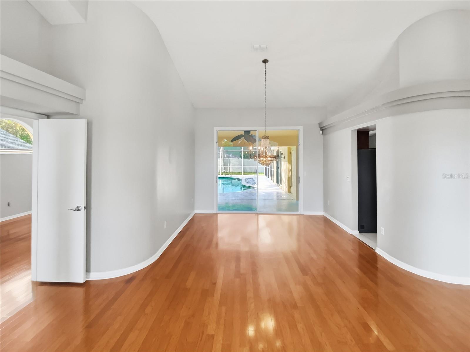 KEYSTONE CROSSINGS - Residential