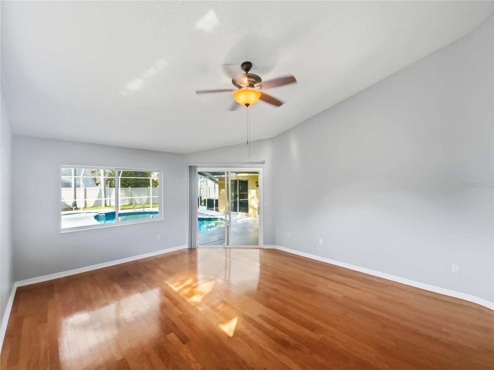 KEYSTONE CROSSINGS - Residential