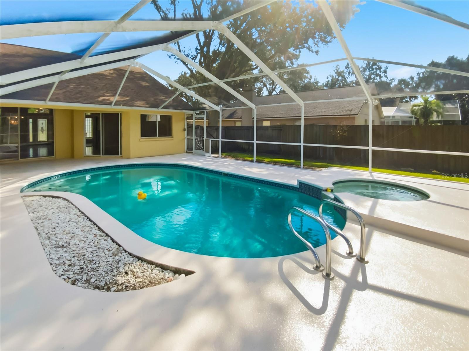 KEYSTONE CROSSINGS - Residential