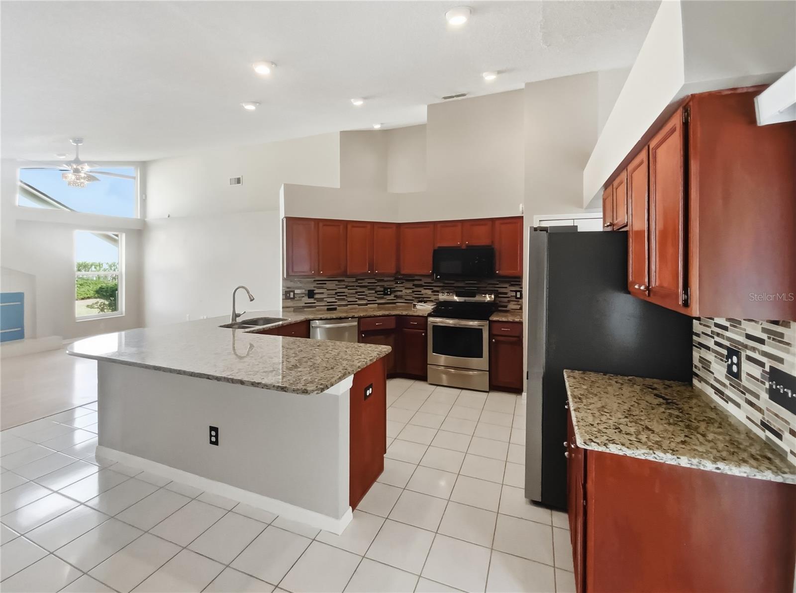 KEYSTONE CROSSINGS - Residential