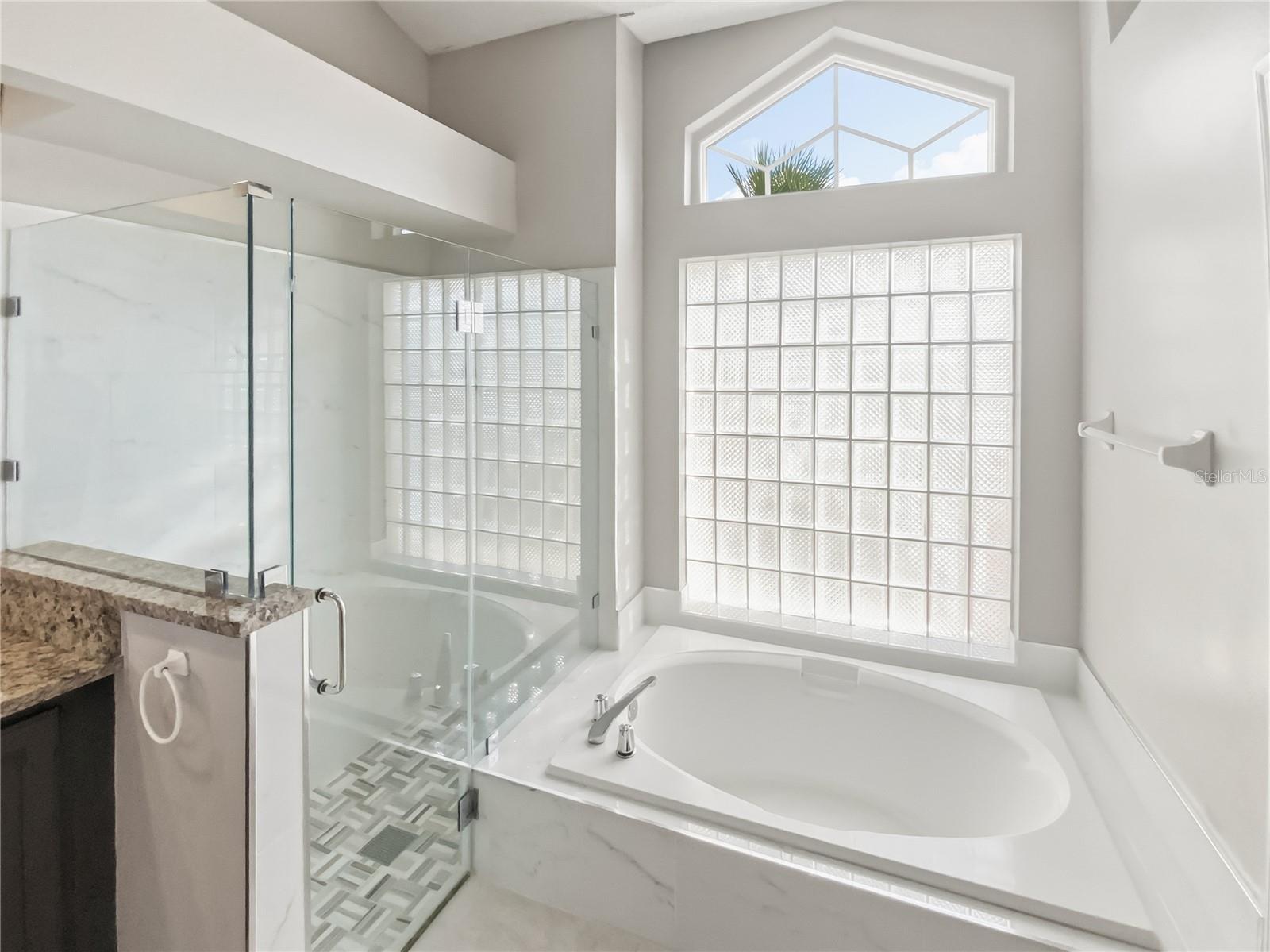 KEYSTONE CROSSINGS - Residential