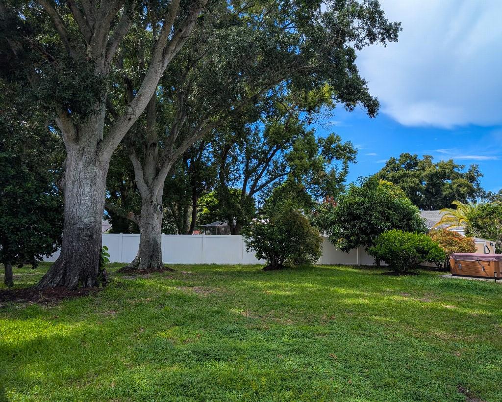 2673 MONTAGUE COURT W