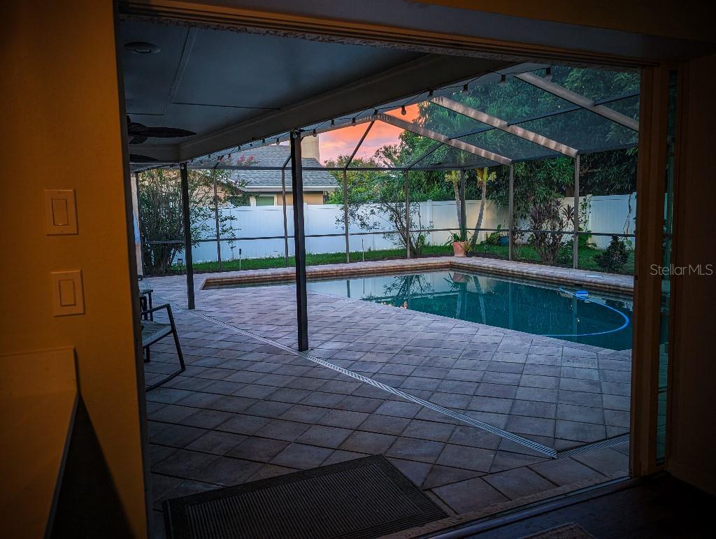 2673 MONTAGUE COURT W