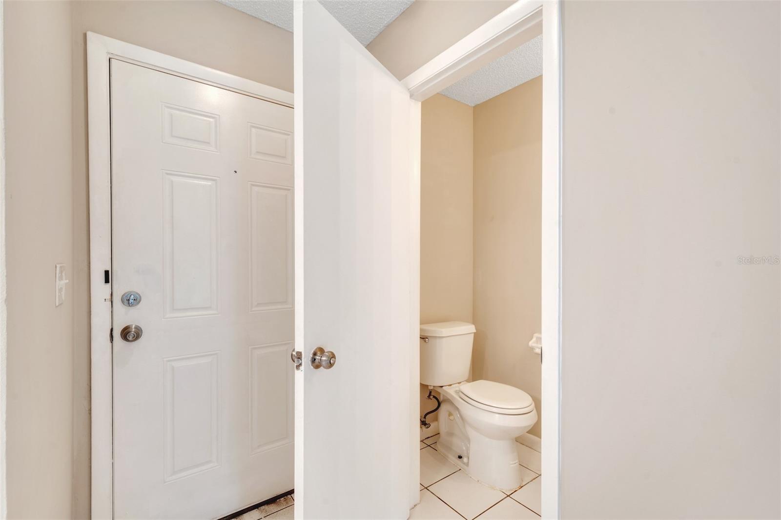 HUNTINGTON ON GREEN CONDO - Residential