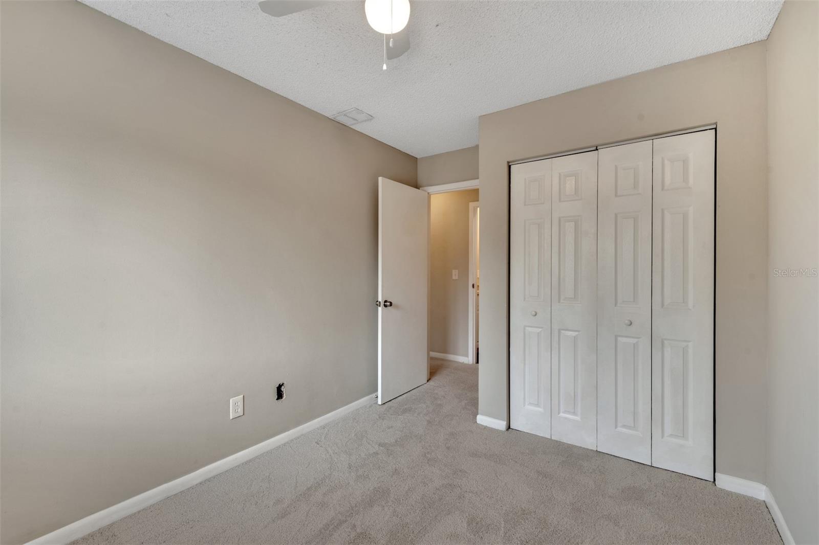 HUNTINGTON ON GREEN CONDO - Residential