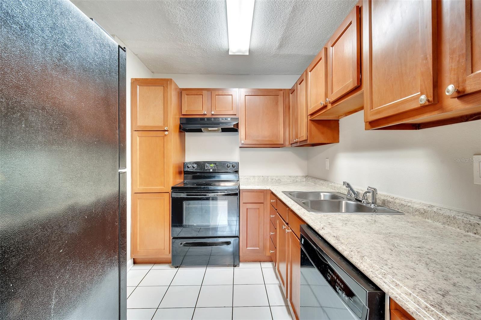 HUNTINGTON ON GREEN CONDO - Residential