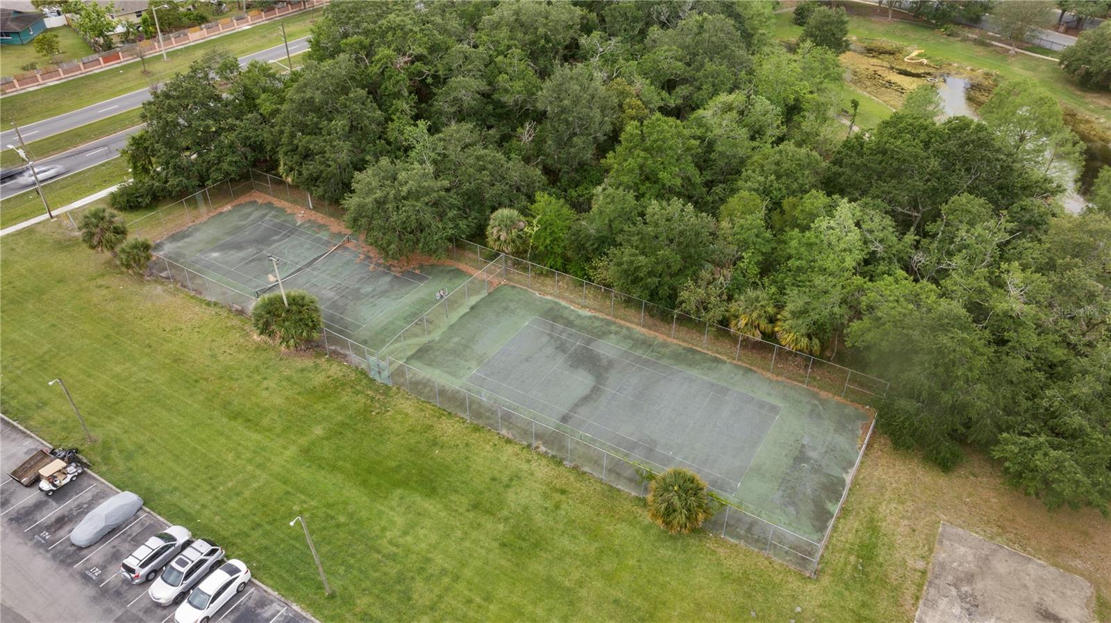 HUNTINGTON ON GREEN CONDO - Residential