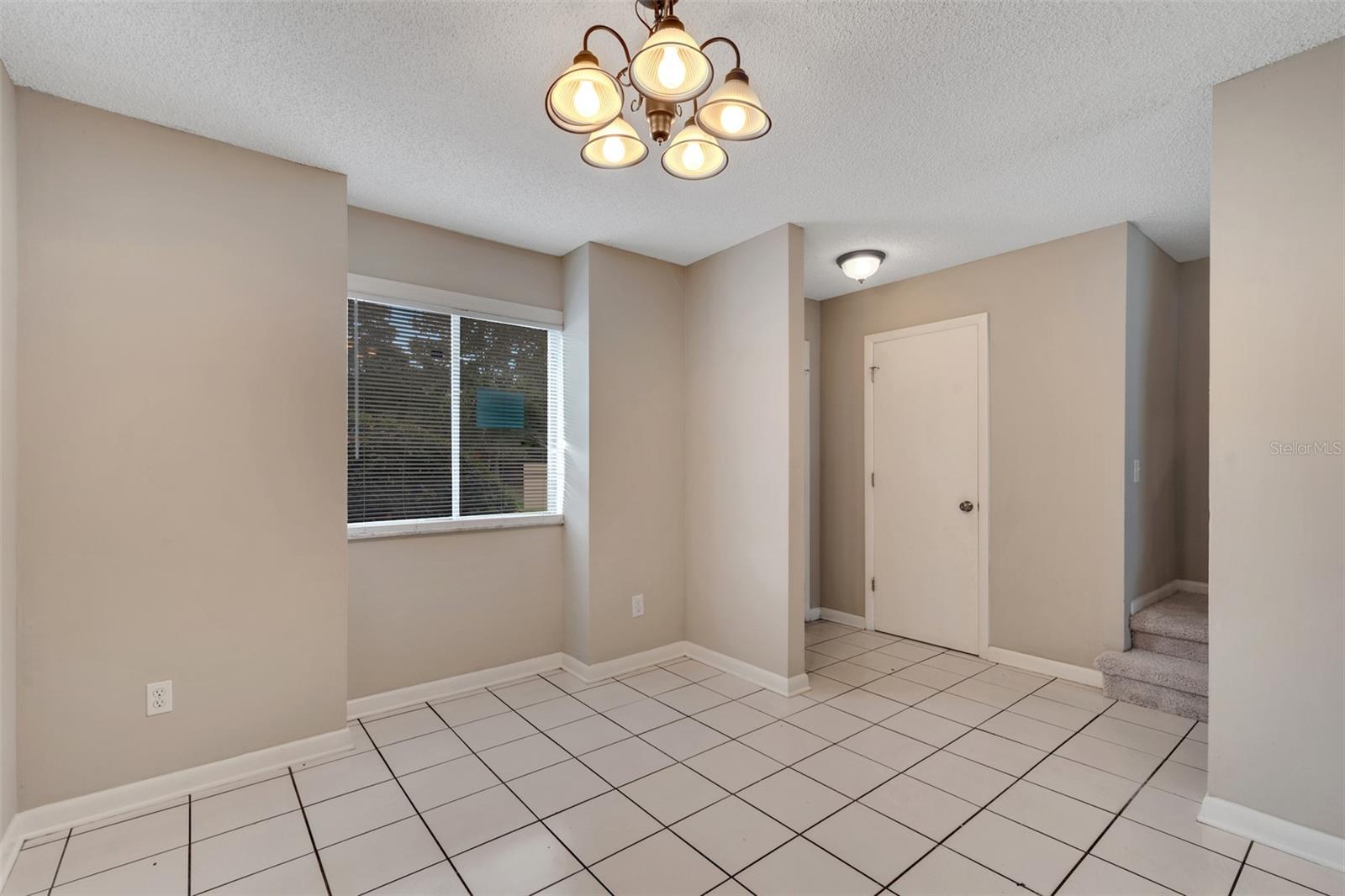 HUNTINGTON ON GREEN CONDO - Residential