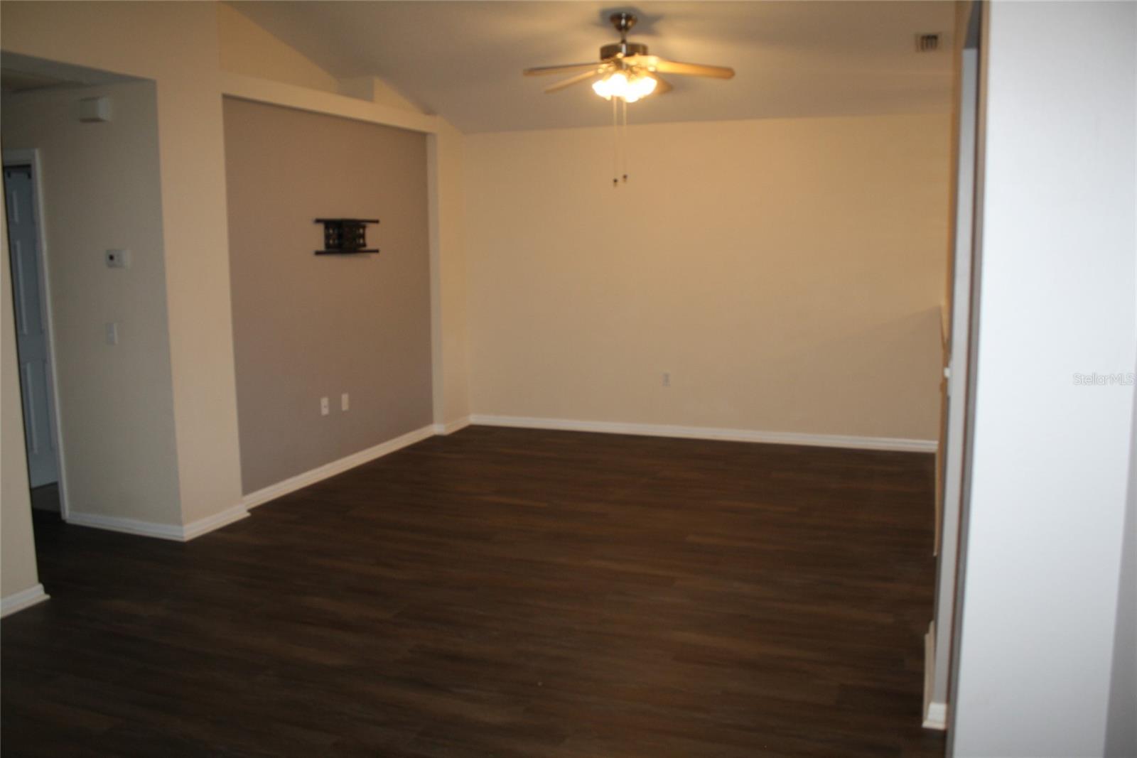 6309 ROSEFINCH COURT 201